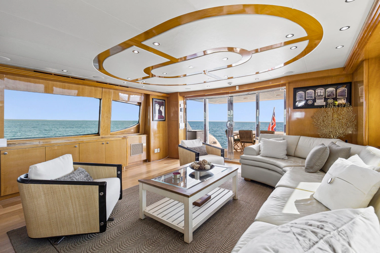 Time-2 Fly Yacht Photos Pics 