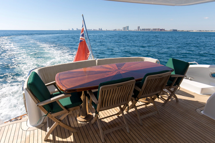 Time-2 Fly Yacht Photos Pics 