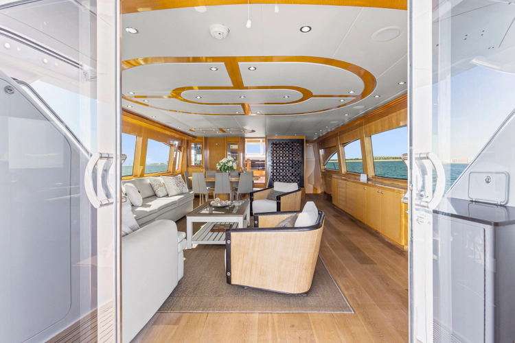 Time-2 Fly Yacht Photos Pics 