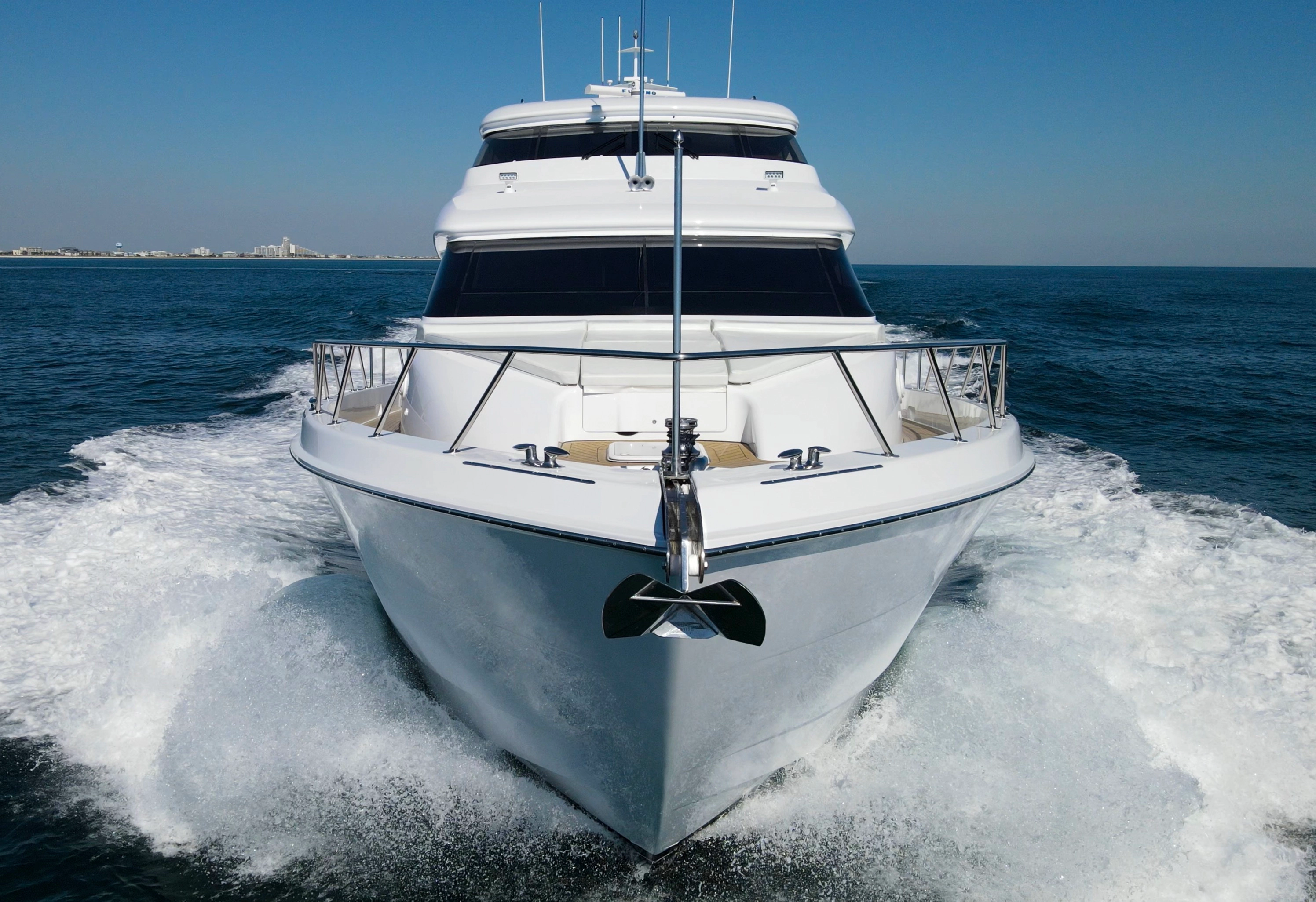 80' Hatteras 2006