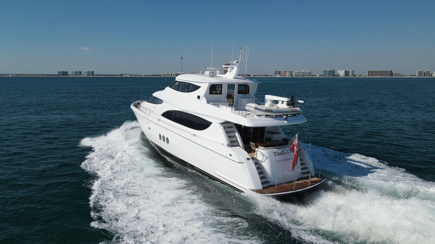Time-2 Fly Yacht Photos Pics 