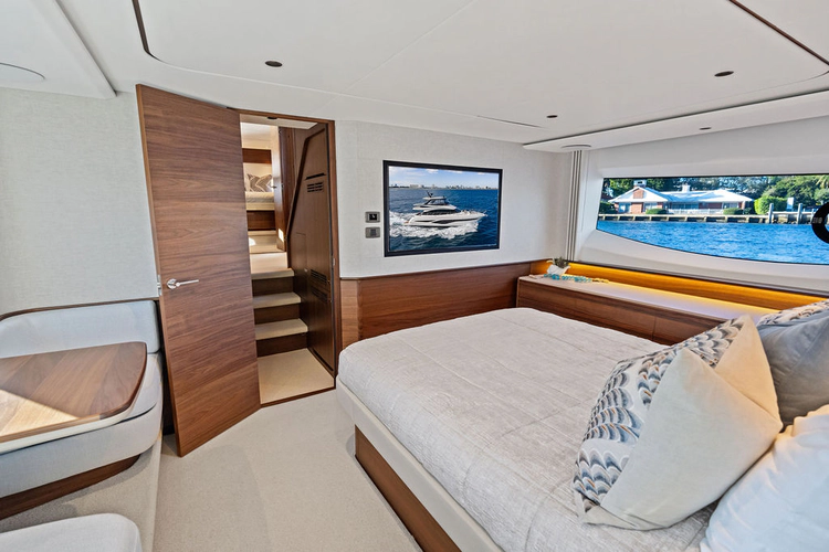 R&r Yacht Photos Pics 