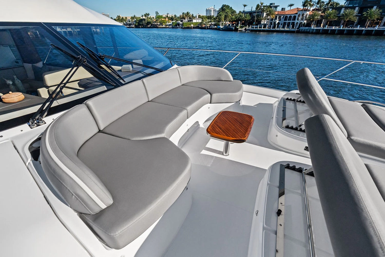 R&r Yacht Photos Pics 