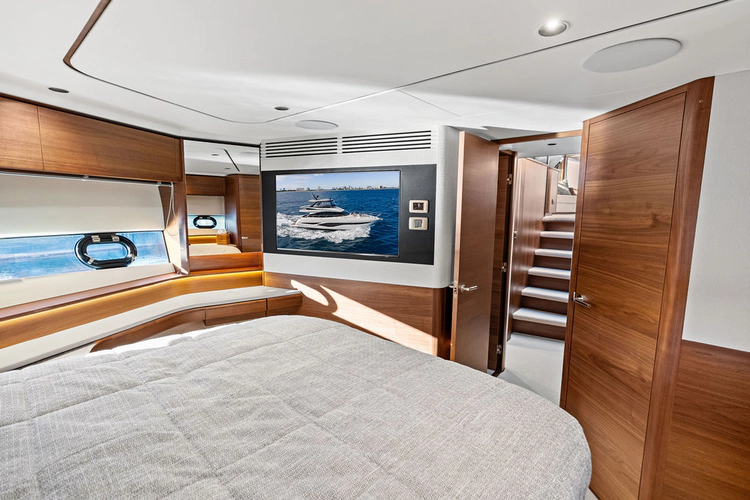 R&r Yacht Photos Pics 