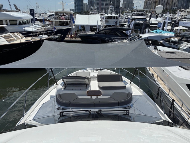 R&r Yacht Photos Pics 