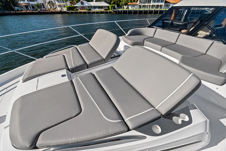 R&r Yacht Photos Pics 