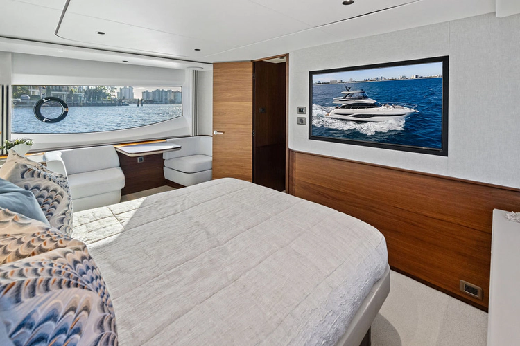 R&r Yacht Photos Pics 