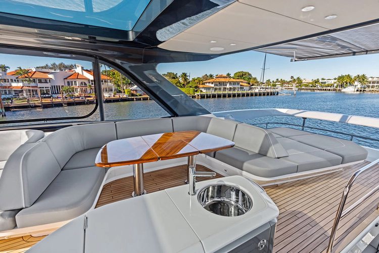 R&r Yacht Photos Pics 