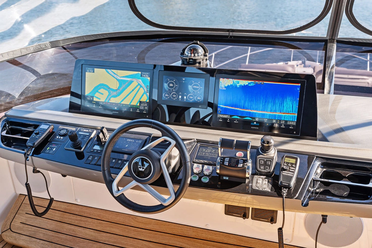 R&r Yacht Photos Pics 