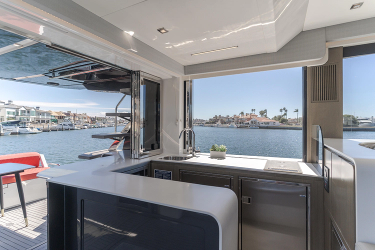 Saigon Yacht Photos Pics 