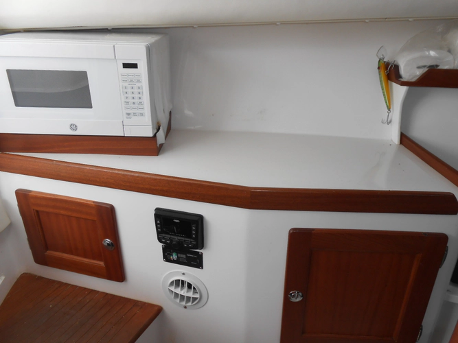Caroline II Yacht Photos Pics 
