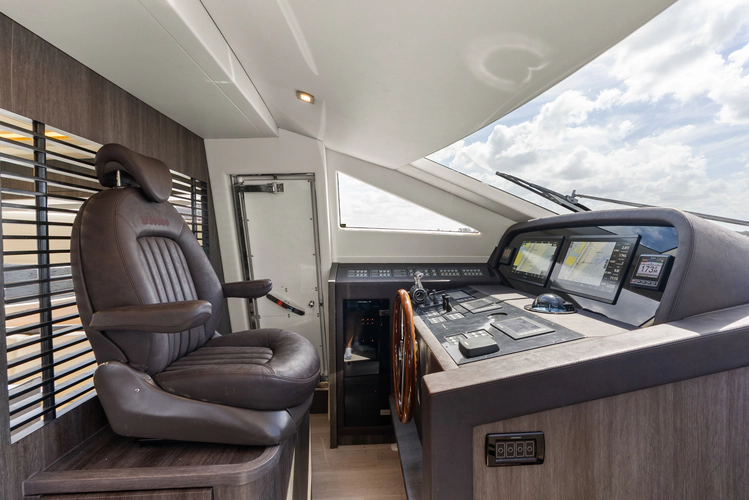 Solaris Yacht Photos Pics 