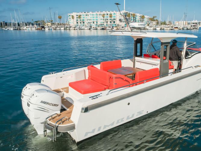 Intrepid Yacht Photos Pics 