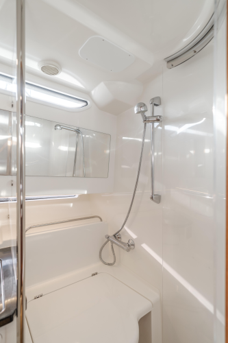 Intrepid Yacht Photos Pics 