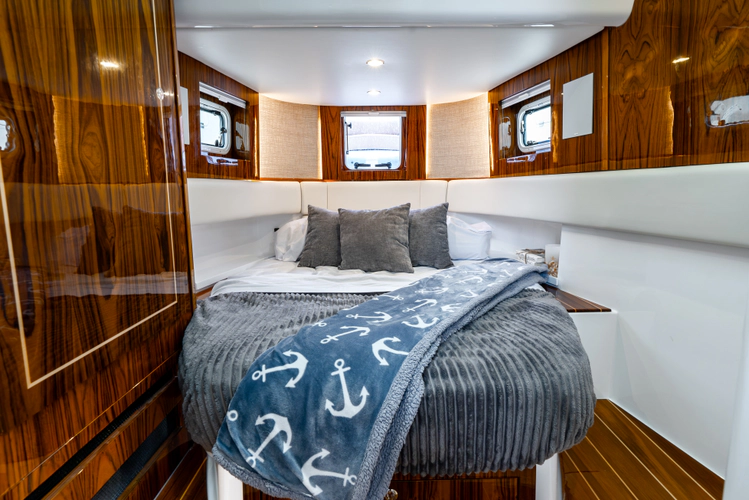 Dealer Demo Yacht Photos Pics 