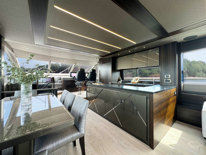 76 Yacht Yacht Photos Pics 