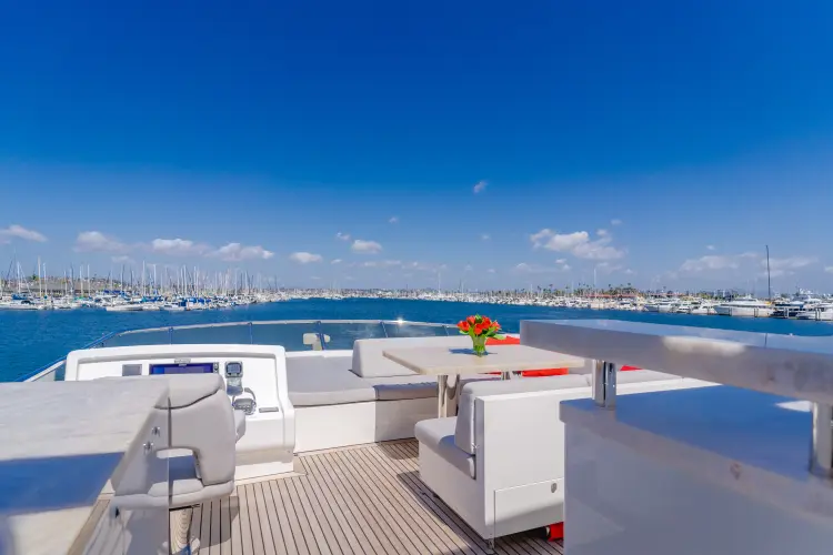 Gyrfalcon Yacht Photos Pics 