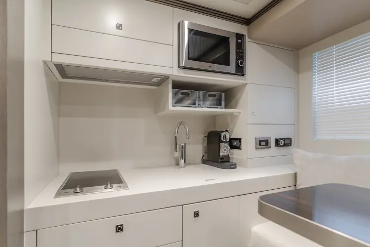 Gyrfalcon Yacht Photos Pics 