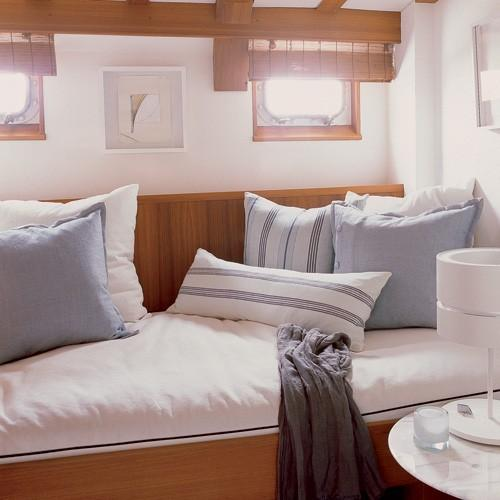 Dakota Yacht Photos Pics 