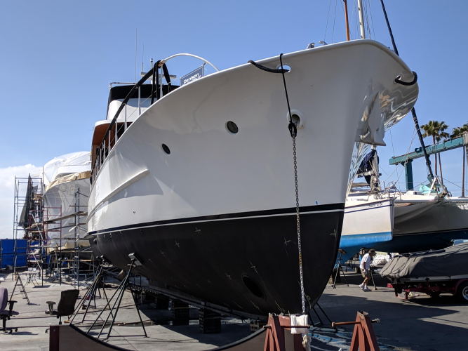 Dakota Yacht Photos Pics 