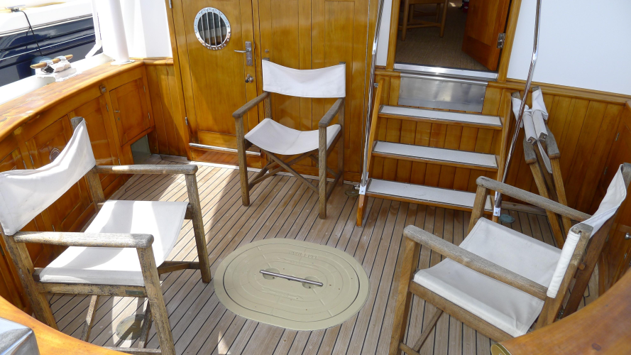 Dakota Yacht Photos Pics 