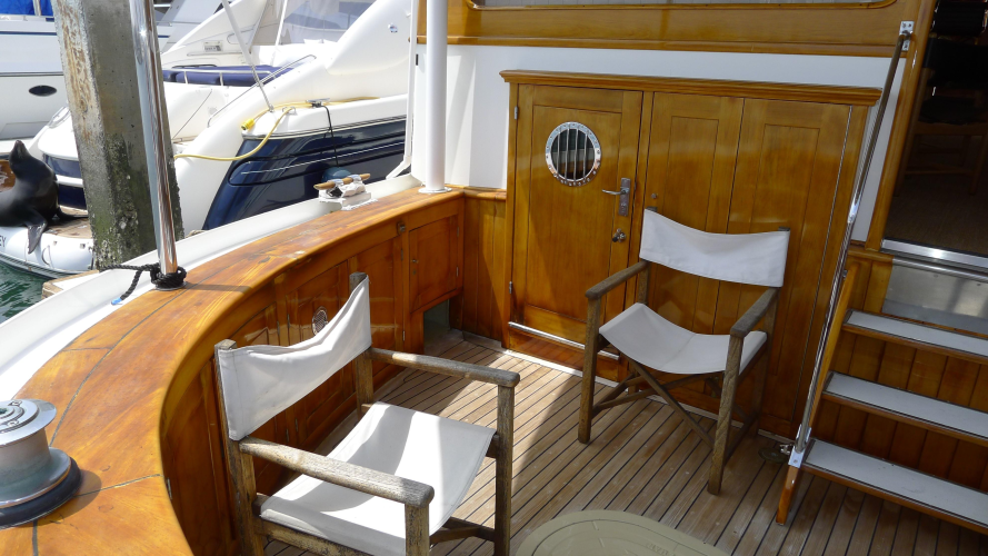 Dakota Yacht Photos Pics 