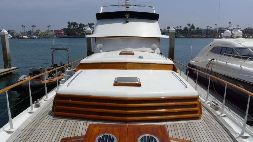 Dakota Yacht Photos Pics 