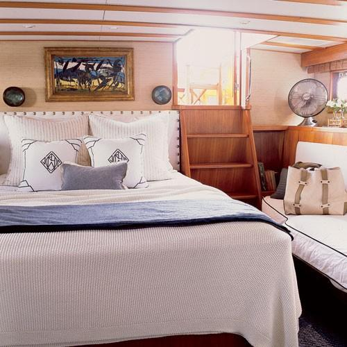Dakota Yacht Photos Pics 