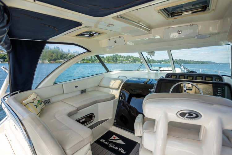Lazy V Yacht Photos Pics 