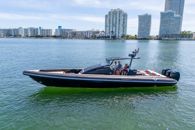 Fightertown Yacht Photos Pics 