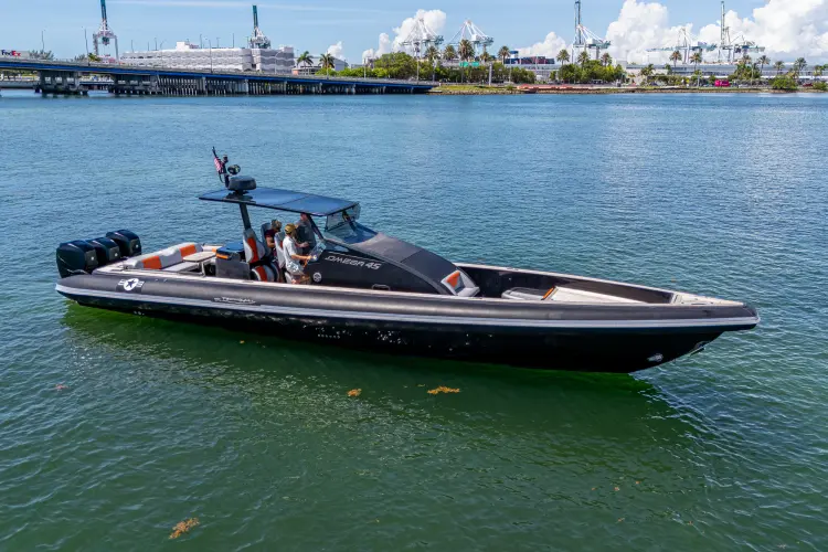 Fightertown Yacht Photos Pics 