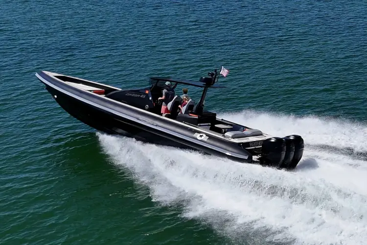 Fightertown Yacht Photos Pics 