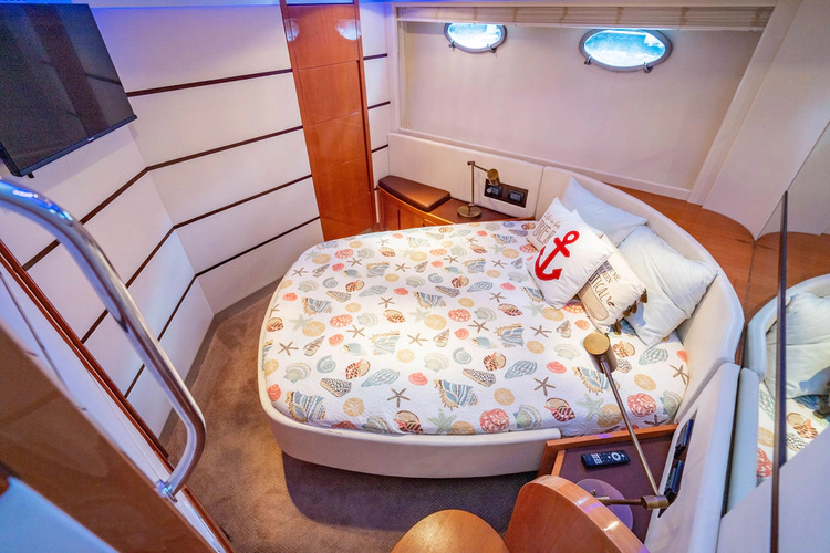 It's All Good 2 Yacht Photos Pics 