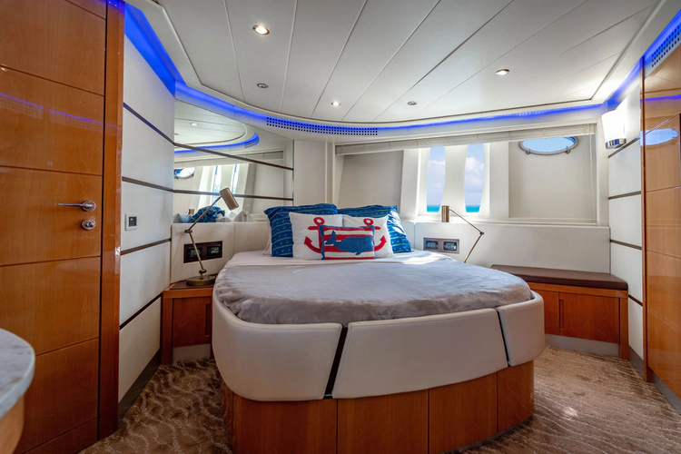 It's All Good 2 Yacht Photos Pics 