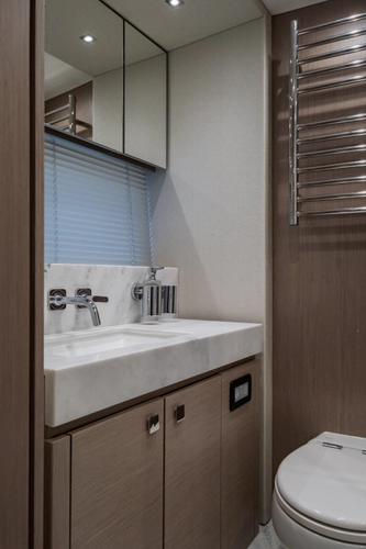 Chinonino Yacht Photos Pics 