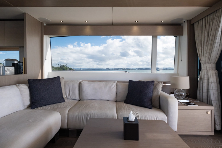 Chinonino Yacht Photos Pics 