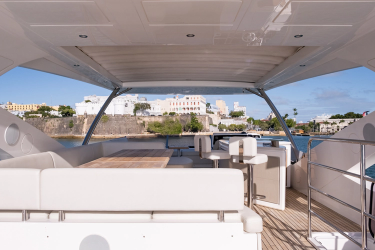 Chinonino Yacht Photos Pics 