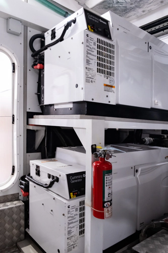 Chinonino Yacht Photos Pics 