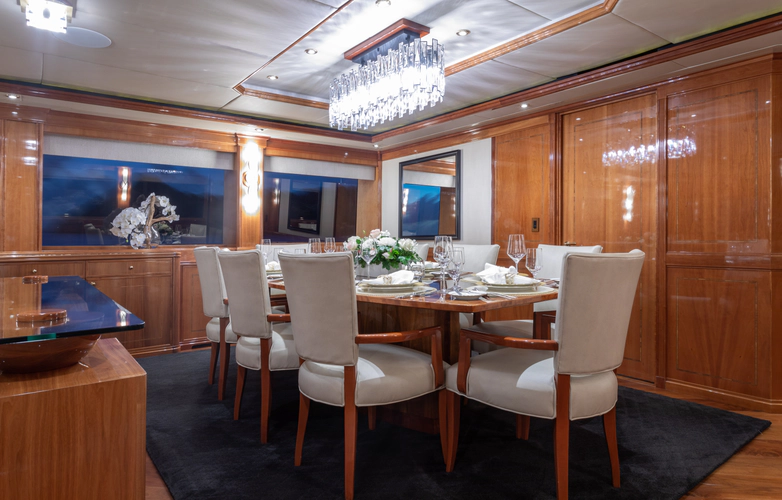 Temptation Yacht Photos Pics 