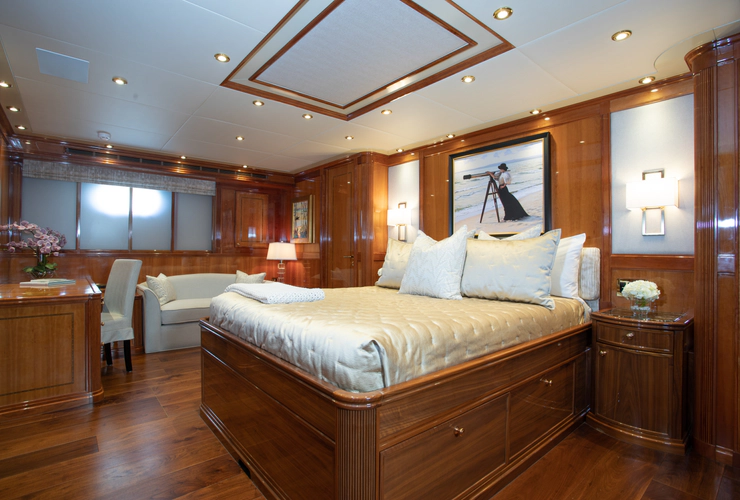 Temptation Yacht Photos Pics 