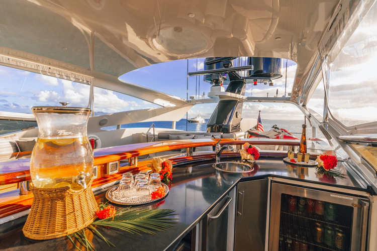 Temptation Yacht Photos Pics 