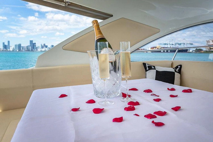 Alegria Yacht Photos Pics 