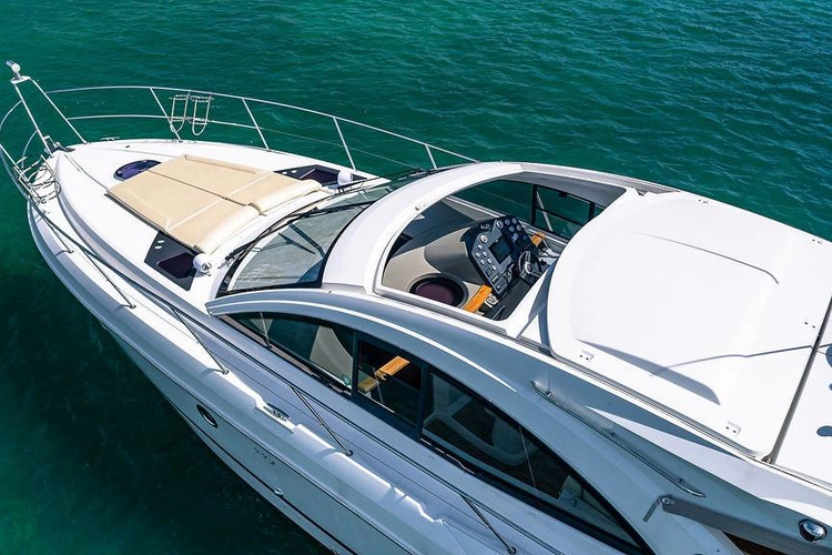 Alegria Yacht Photos Pics 