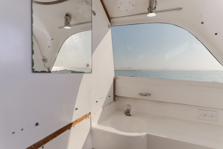 Patriot Yacht Photos Pics 