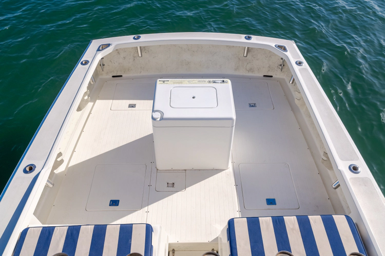 Patriot Yacht Photos Pics 