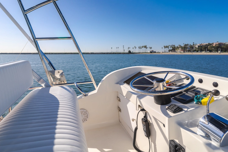 Patriot Yacht Photos Pics 