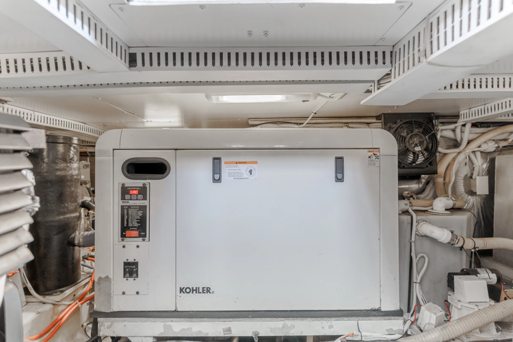 Just Us Yacht Photos Pics 