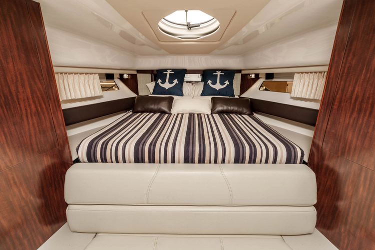 Isola Bella II Yacht Photos Pics 
