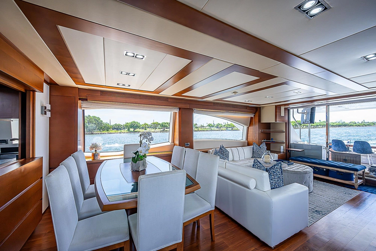 Reset Yacht Photos Pics 