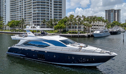82' Azimut 2011 Yacht For Sale